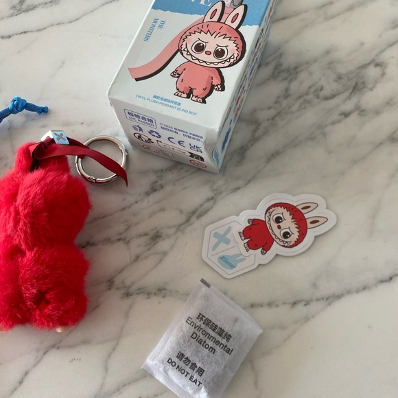 Labubu - Picture 5 of 5